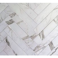Wall tile - Tegelstrokand Statuario mat 10x60 - rectified edges - 10 mm thick